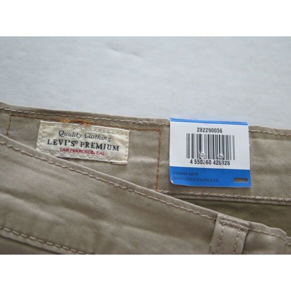 LEVI'S Cool 505 Men's Sz 34 Khaki Regular Fit Cropped 3/4 Pants - Picture 7 of 9